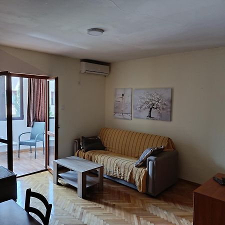 Апартаменти Malo Brdo Подгориця Екстер'єр фото